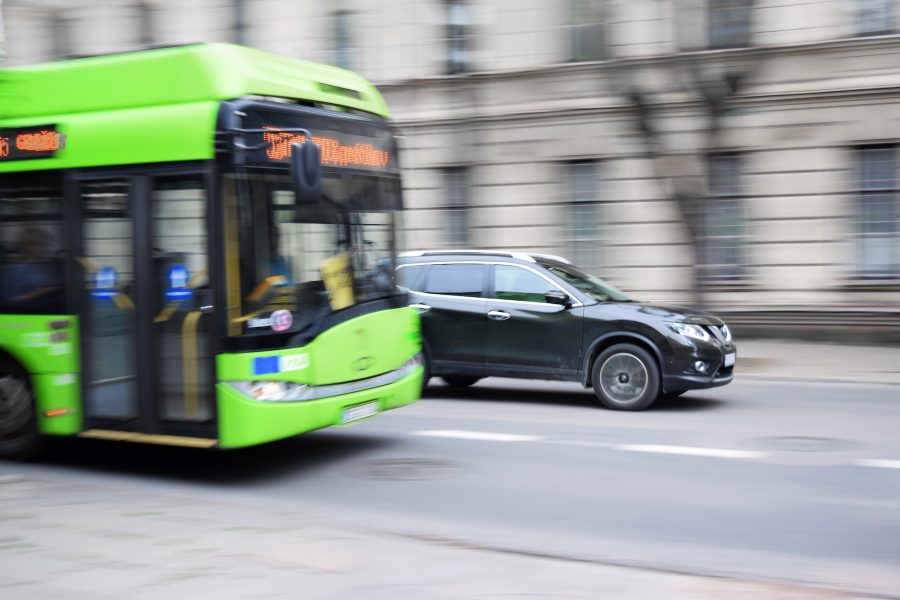 Roadwise buss omkörning mystery passenger